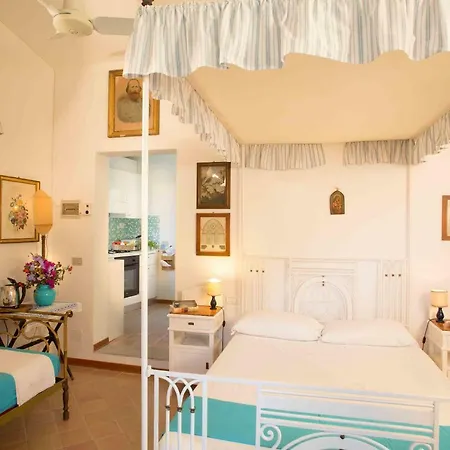 Casa Del Sole A Sunshine House Semesterbostad SantʼAndrea