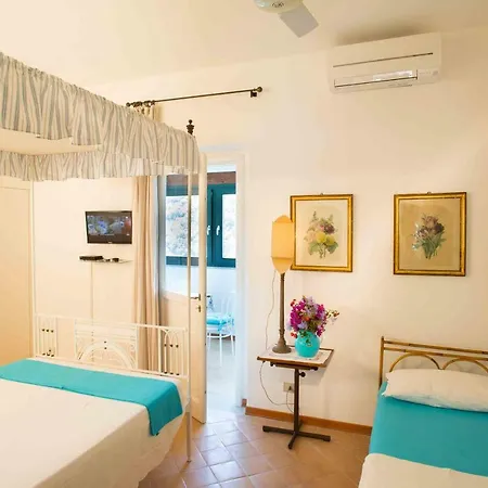 Casa Del Sole A Sunshine House Semesterbostad SantʼAndrea